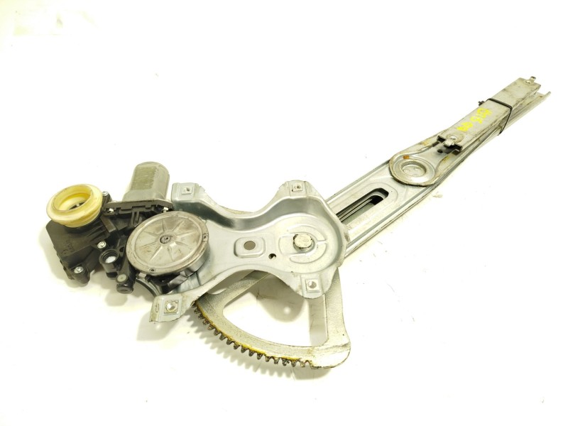 ELEVALUNAS DELANTERO DERECHO 8570102010 AV2621004351