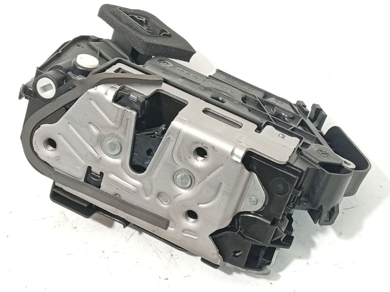 CERRADURA PUERTA TRASERA IZQUIERDA 5TA839015Q 