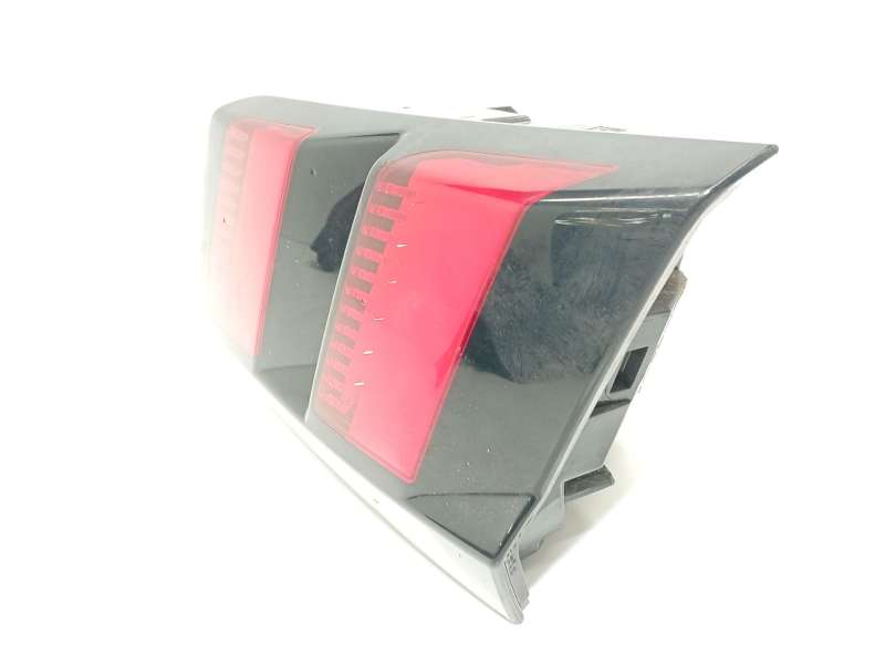 Recambio de piloto trasero derecho interior para peugeot 3008 ii suv (mc_, mr_, mj_, m4_) hybrid referencia OEM IAM 9810477780 2
