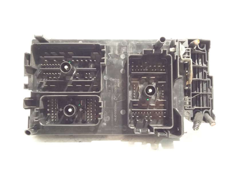 Recambio de caja reles / fusibles para opel astra j (p10) 1.7 cdti (68) referencia OEM IAM 13318782 - Negro 2