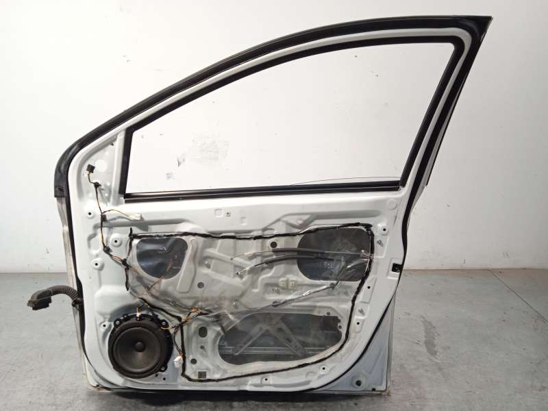Recambio de puerta delantera derecha para hyundai i20 i (pb, pbt) 1.4 referencia OEM IAM 760041J000 - Blanco 5