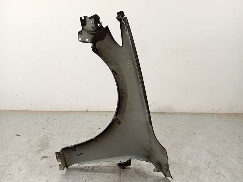 Recambio de aleta delantera derecha para mazda 3 hatchback (bp) skyactiv-x m hybrid referencia OEM IAM BDMT52110 2