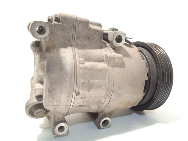 Recambio de compresor aire acondicionado para hyundai i30 classic referencia OEM IAM 977012H002 F500AN6AA07 2