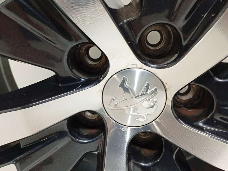 Recambio de llanta para peugeot 3008 ii suv (mc_, mr_, mj_, m4_) hybrid referencia OEM IAM 9809687377 98096873ZR 7