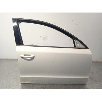 Recambio de puerta delantera derecha para skoda suberb (3t4) ambition referencia OEM IAM 3T0831056  