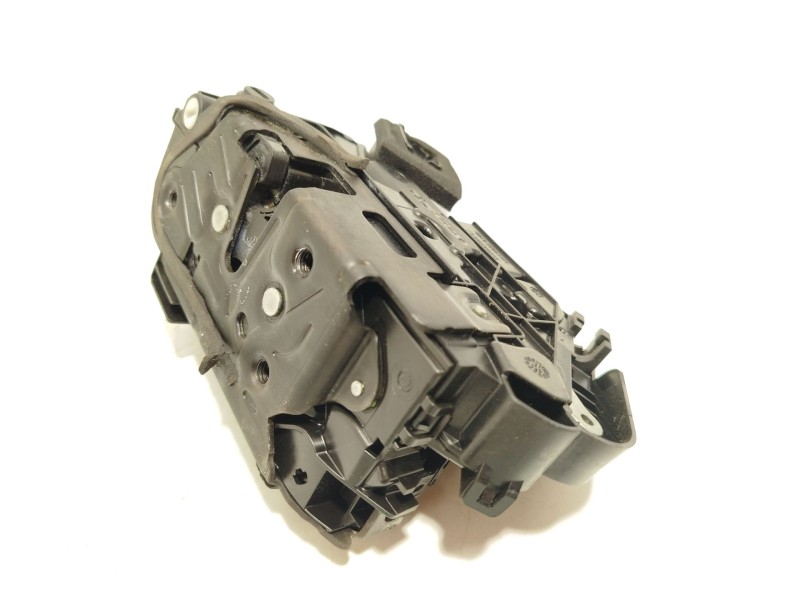 CERRADURA PUERTA TRASERA IZQUIERDA 5TA839015L 