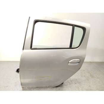 PUERTA TRASERA IZQUIERDA 821017625R 