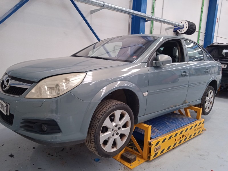 OPEL VECTRA C GTS (Z02)