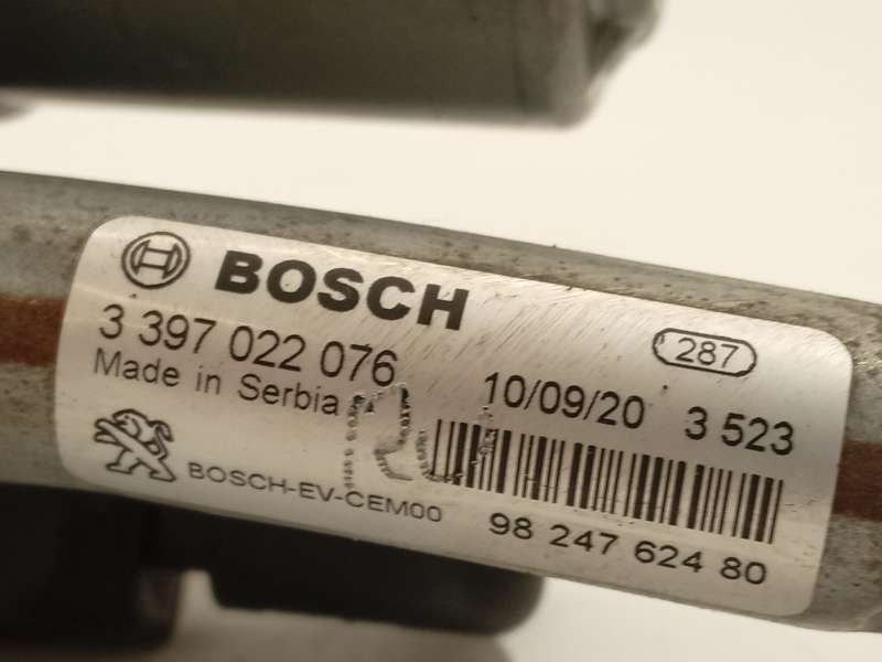 Recambio de motor limpia delantero para peugeot 3008 ii suv (mc_, mr_, mj_, m4_) hybrid referencia OEM IAM 9824762480  339702207 3