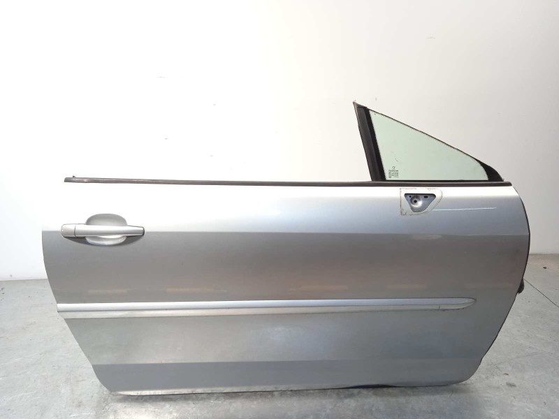 PUERTA DELANTERA DERECHA 9004W8 