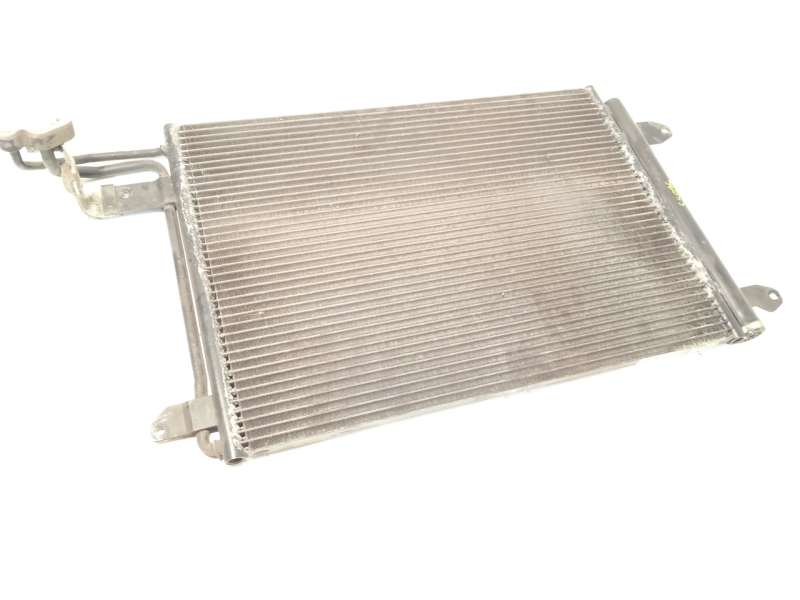 Recambio de condensador / radiador aire acondicionado para seat altea xl (5p5, 5p8) 1.6 tdi referencia OEM IAM 1K0820411AJ - Blanco
