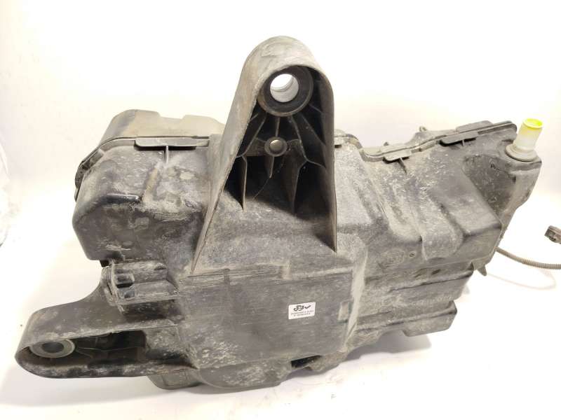 Recambio de deposito aditivo fap adblue para citroën berlingo multispace (b9) 1.6 hdi 75 / bluehdi 75 referencia OEM IAM 9808625 - Blanco 4