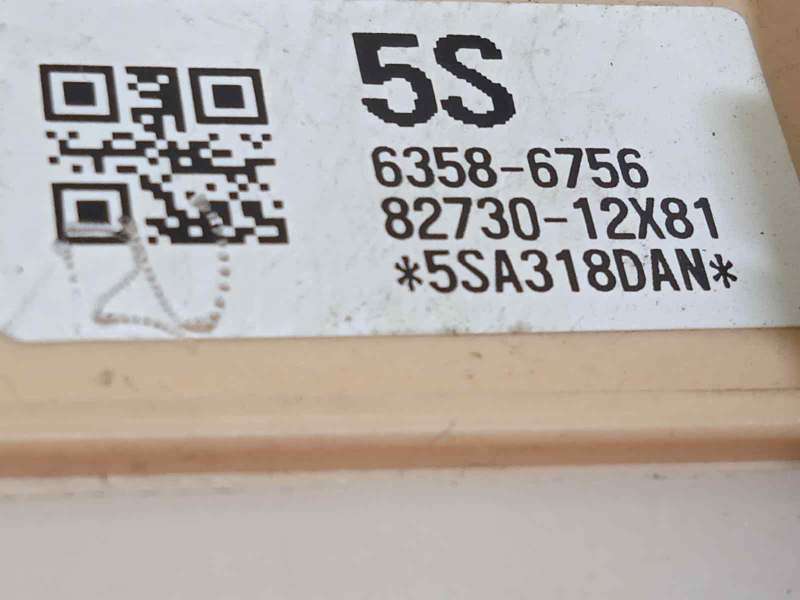 Recambio de caja reles / fusibles para toyota auris 1.6 d-4d cat referencia OEM IAM 8273012X81 8922102480 50122230 - Gris 3