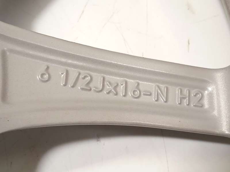 Recambio de llanta para bmw serie 3 touring (g21) 320d referencia OEM IAM 6876921 36116876921 6