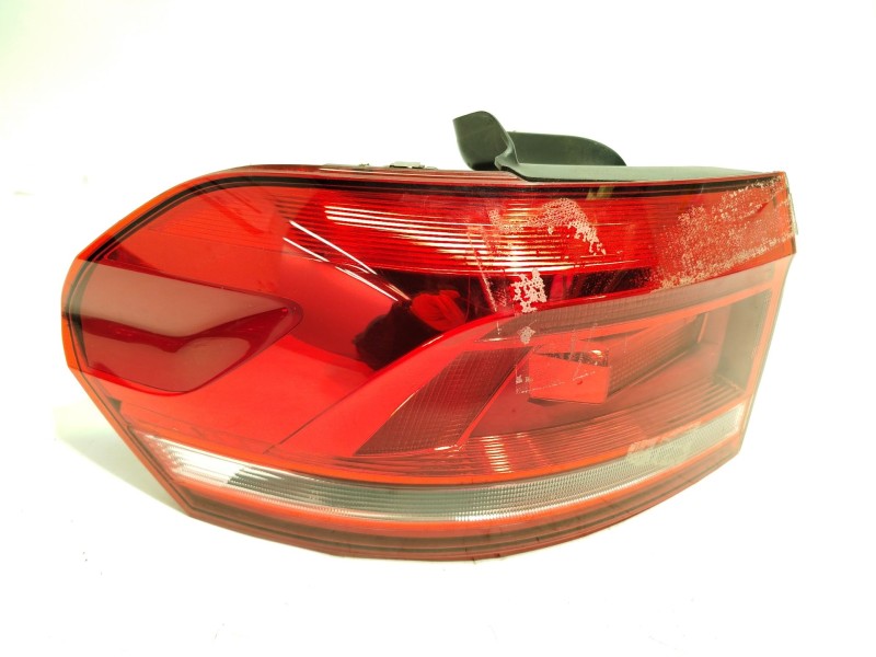 PILOTO TRASERO IZQUIERDO 5TA945095A L90084783