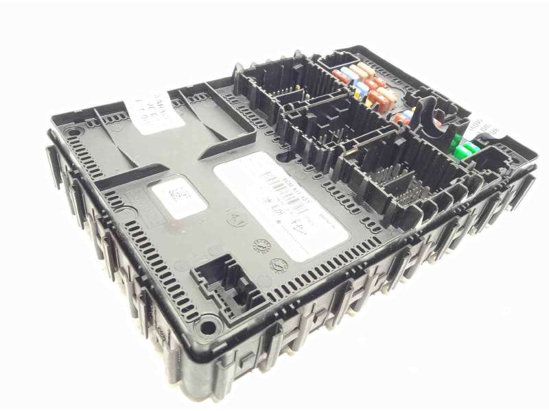 Recambio de caja reles / fusibles para ford fiesta vii (hj, hf) 1.5 tdci referencia OEM IAM JU5T15604EJH 2366793 F005V02978 - Blanco 2