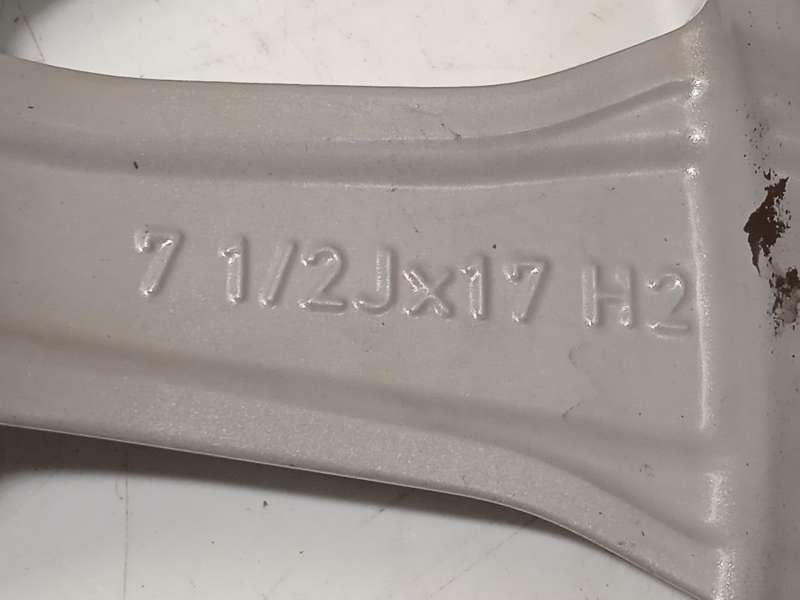Recambio de llanta para bmw serie 3 berlina (g20) 320i referencia OEM IAM 7915323 36117915323 5