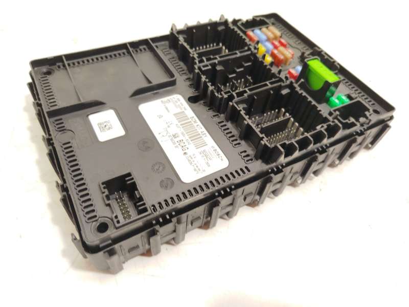 Recambio de caja reles / fusibles para ford tourneo courier 1.0 ecoboost referencia OEM IAM NU5T15604BCAG 2817786 F005V04266 - Rojo 2