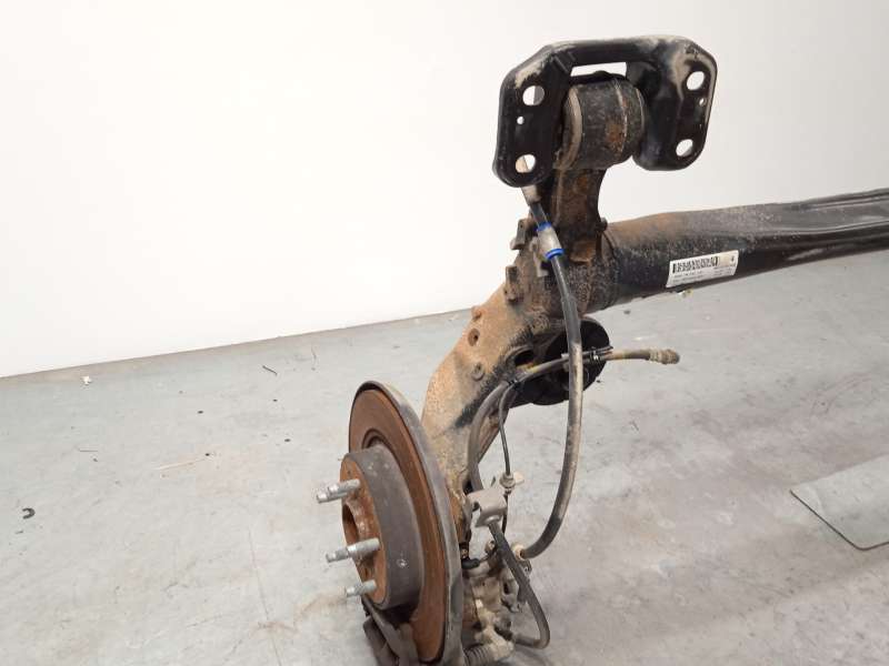 Recambio de puente trasero para opel astra j sports tourer (p10) 1.7 cdti (35) referencia OEM IAM 13350728 13427778 2
