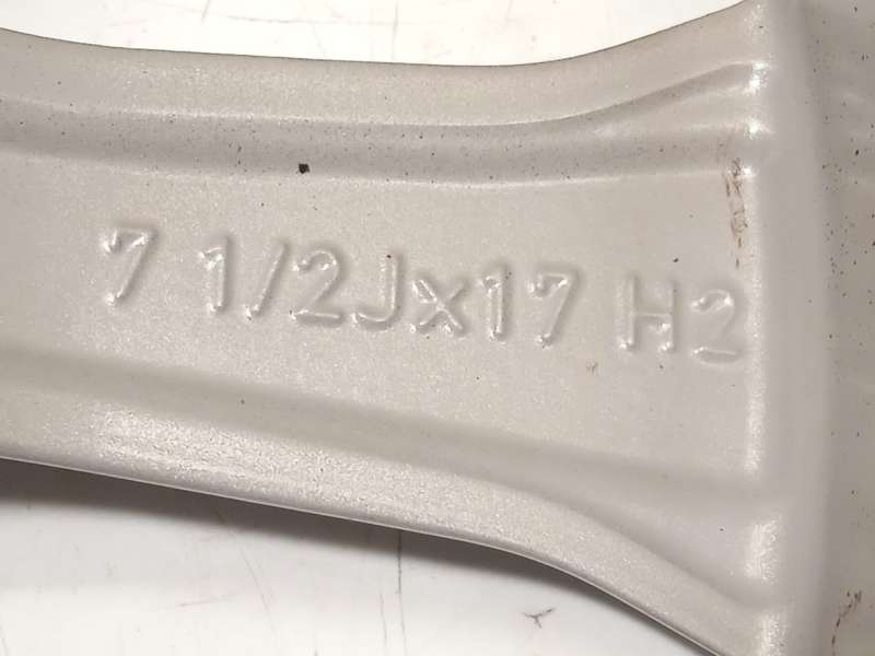 Recambio de llanta para bmw serie 3 berlina (g20) 320i referencia OEM IAM 7915323 36117915323 6