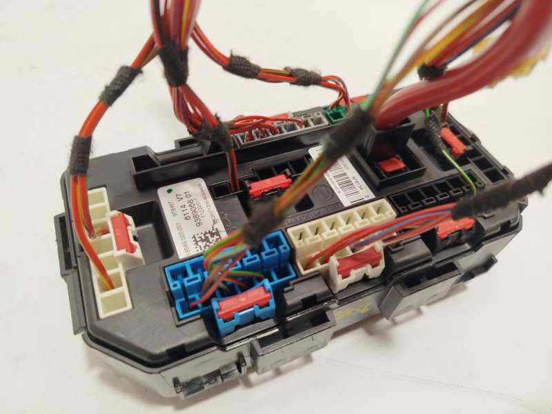 Recambio de caja reles / fusibles para bmw 1 (f20) 116 d referencia OEM IAM 9389068 61149389068 - Negro 2