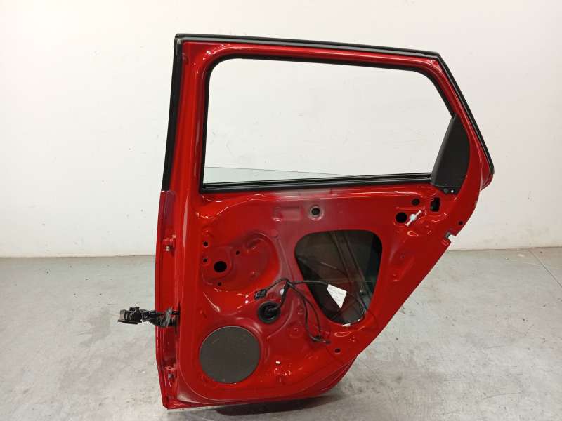 Recambio de puerta trasera derecha para audi a1 sportback (gba) 30 tfsi referencia OEM IAM 82G833052 - Rojo 4