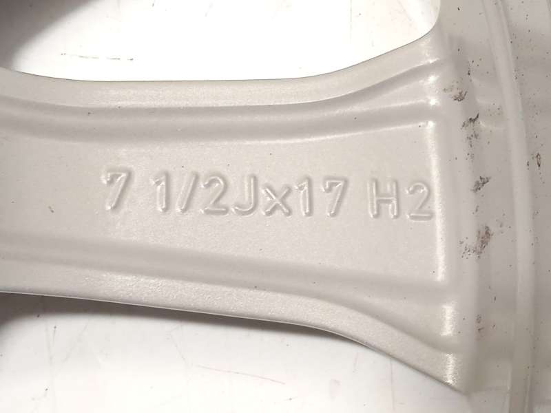 Recambio de llanta para bmw serie 3 berlina (g20) 320i referencia OEM IAM 7915323 36117915323 5