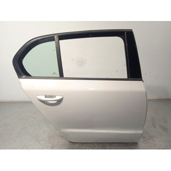 Recambio de puerta trasera derecha para skoda suberb (3t4) ambition referencia OEM IAM 3T5833056  