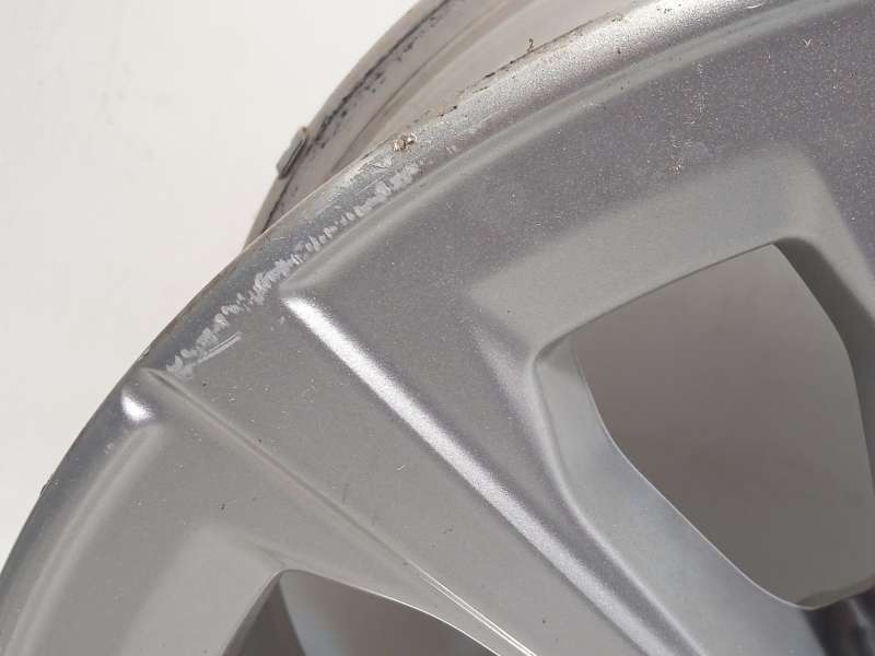 Recambio de llanta para bmw serie 3 berlina (g20) 320i referencia OEM IAM 7915323 36117915323 4
