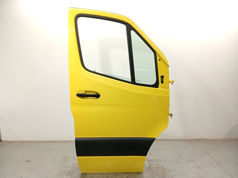 PUERTA DELANTERA DERECHA A9107203100 