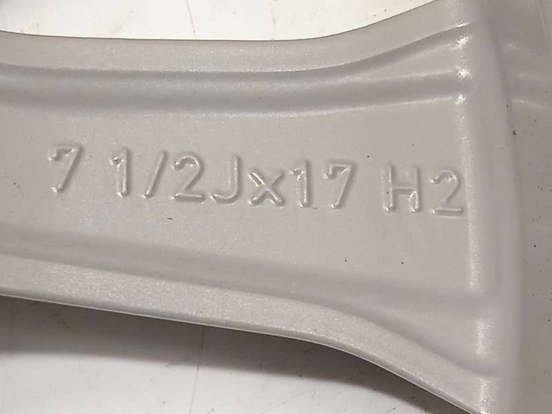 Recambio de llanta para bmw serie 3 berlina (g20) 320i referencia OEM IAM 7915323 36117915323 6