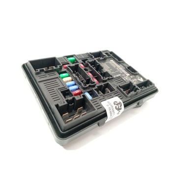 Recambio de caja reles / fusibles para dacia sandero iii 1.0 tce 90 eco-g referencia OEM IAM 284B71965R  