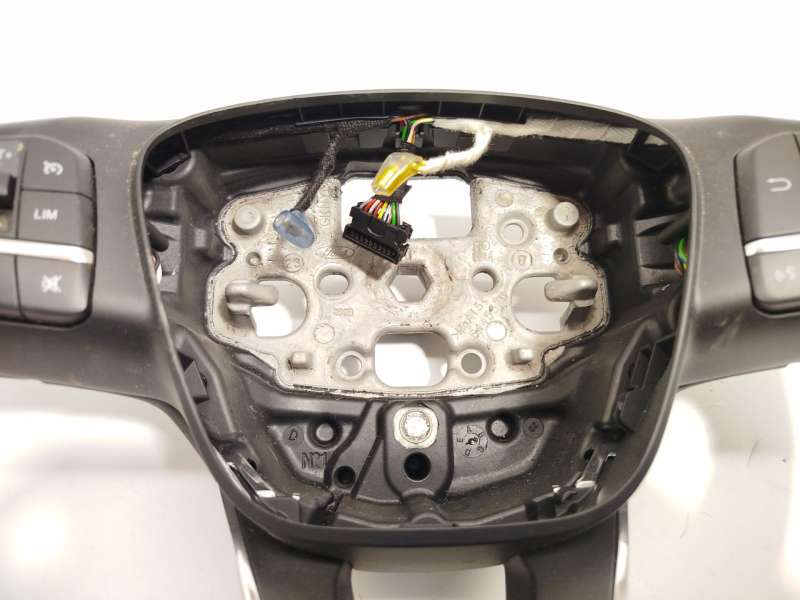 Recambio de volante para ford puma (j2k, cf7) 1.0 ecoboost referencia OEM IAM L1TB3600LF1GXA 2595235 - Rojo 3