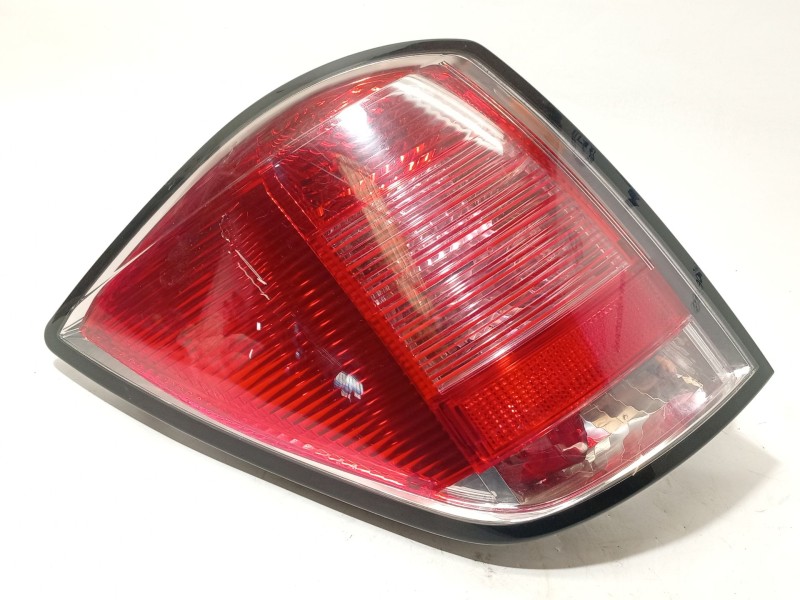 PILOTO TRASERO IZQUIERDO 24451838 93182992 333658610