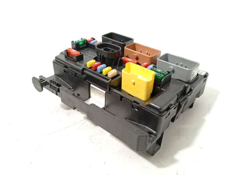 Recambio de caja reles / fusibles para citroën c3 picasso (sh_) 1.6 hdi 90 referencia OEM IAM 9667199680 6500HV - Gris 2