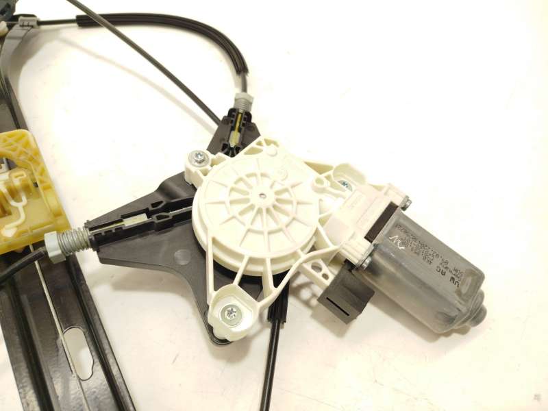 Recambio de elevalunas delantero derecho para volkswagen passat b8 (3g2, cb2) 2.0 tdi referencia OEM IAM 3G0837462C 4K0959802 4
