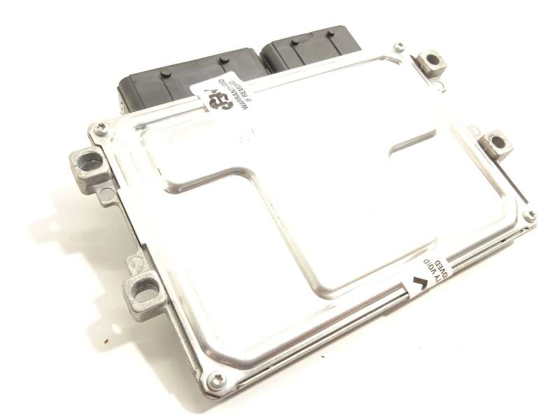 Recambio de centralita motor uce para citroën c3 iii (sx) 1.2 puretech 82 referencia OEM IAM 9846386780 9815037580 A3C0994990001 2
