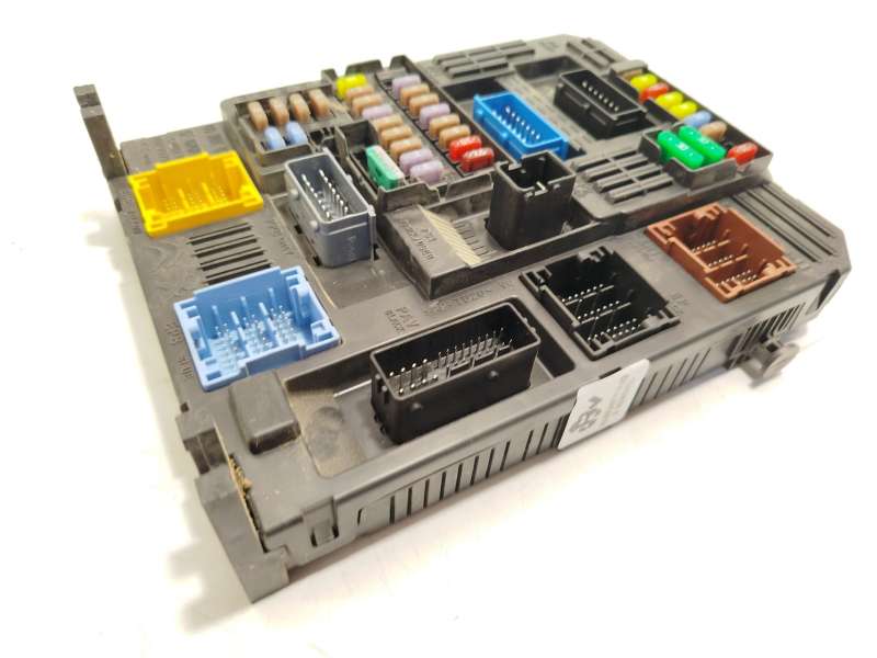 Recambio de caja reles / fusibles para citroën berlingo furgón/monospace (k9) 1.5 bluehdi 75 referencia OEM IAM 9830707680 16351