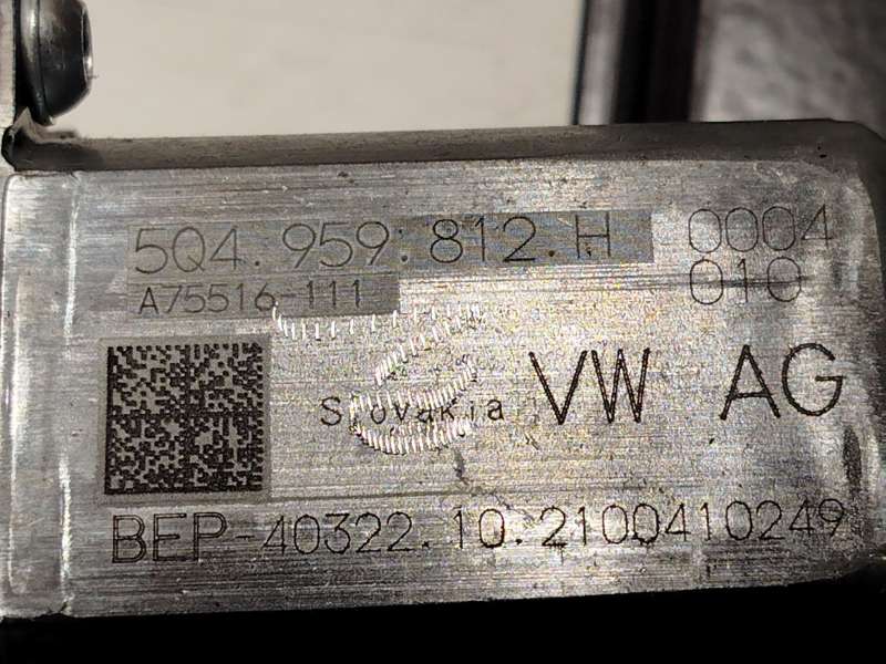 Recambio de elevalunas trasero izquierdo para volkswagen passat b8 (3g2, cb2) 2.0 tdi referencia OEM IAM 3G5839461B 5Q4959812H 5