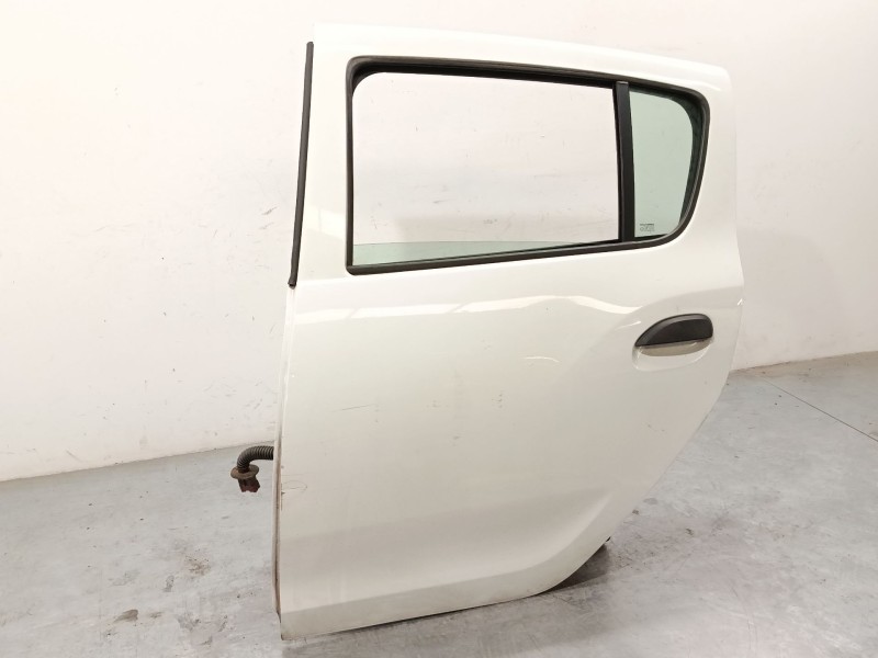 PUERTA TRASERA IZQUIERDA 821017625R 
