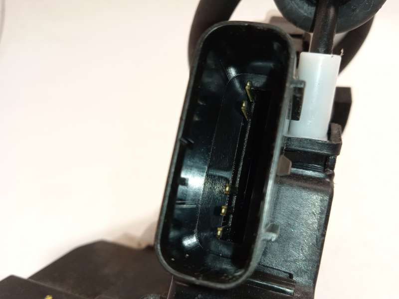 Recambio de cerradura puerta delantera derecha para kia carens iv 1.7 crdi referencia OEM IAM 81320A4010 - Blanco 4