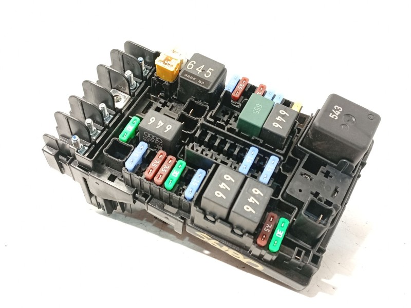 CAJA RELES / FUSIBLES 5Q0937125G 