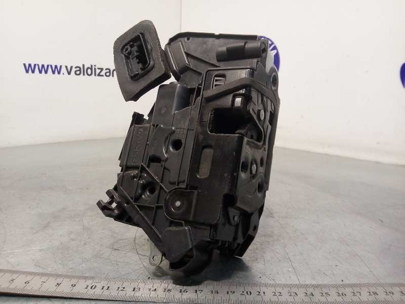 CERRADURA PUERTA DELANTERA DERECHA 5K1837016E 