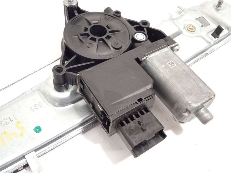 Recambio de elevalunas trasero derecho para citroën c3 iii (sx) 1.2 puretech 82 referencia OEM IAM 9840154080 9837842380 2