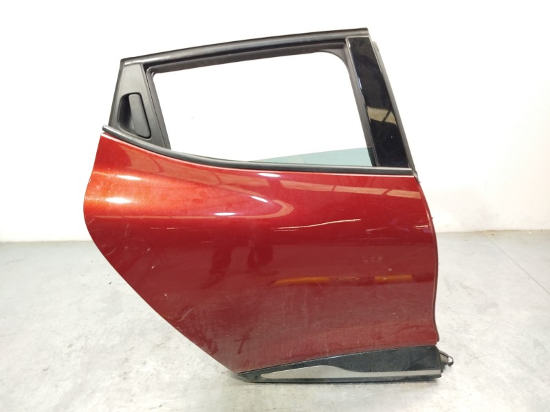 PUERTA TRASERA DERECHA 821008626R 