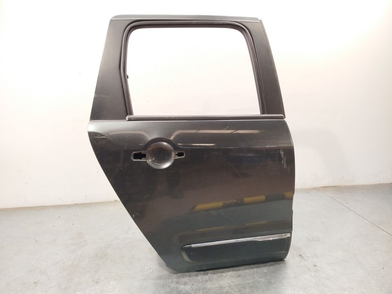 PUERTA TRASERA DERECHA 9008V6 