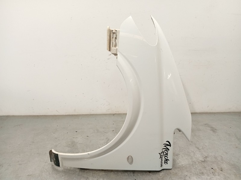 ALETA DELANTERA IZQUIERDA A6396305107 