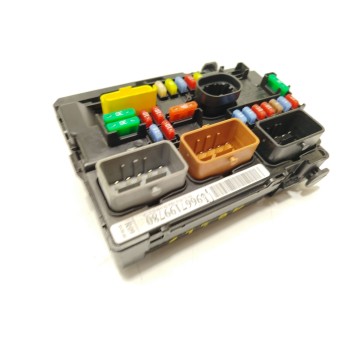 CAJA RELES / FUSIBLES 9667199780 6500HV 