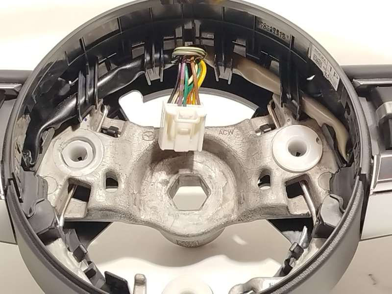 Recambio de volante para mazda 3 hatchback (bp) skyactiv-x m hybrid referencia OEM IAM 653861200A  BDEMA 3