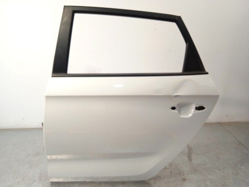 PUERTA TRASERA IZQUIERDA 77003A4000 